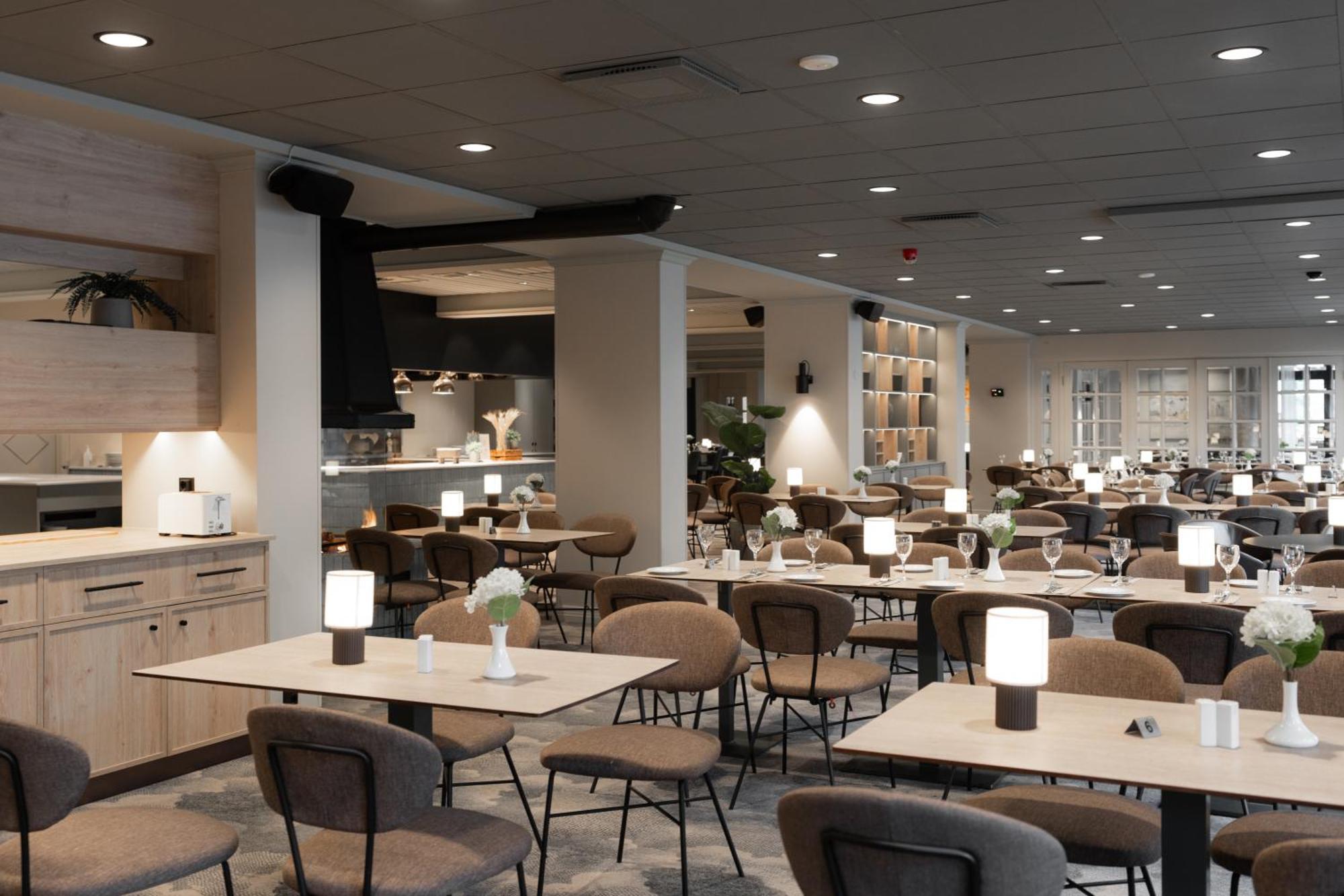 Scandic Sunnfjord Hotel & Spa Førde Extérieur photo